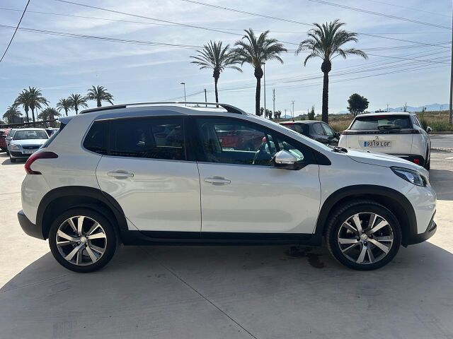 PEUGEOT 2008 ALLURE 1.2 E-THP AUTO SPANISH LHD IN SPAIN 58000 MILES 1 OWNER 2019